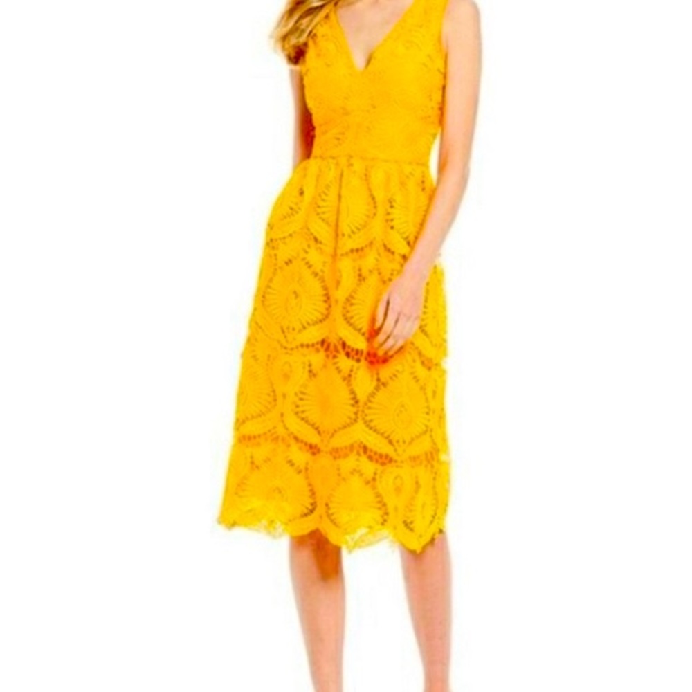 Gianni Bini yellow sleeveless V neck lace midi dress size 6